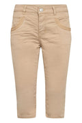 Naomi Treasure Pant Capri | Capri Savannah Tan