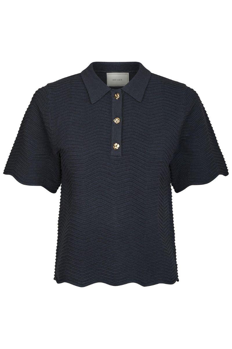 Soko Wave Knit Tee | Midnight Blue | Strik fra Neo Noir