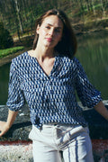Adney Blus 206671 | Salut Moonbeam