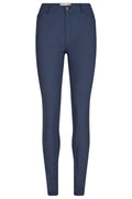 Shania Pant 202615 | Hälsning