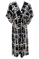 Luna Piped V-Neck Dress | Black Art | Kjole fra Black Colour