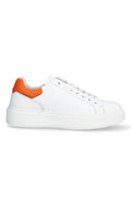 A4752 | Vit orange kalv