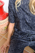 Alma T-shirt | Svart spets