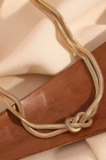 Halsband med vriden ormkedja | Guld