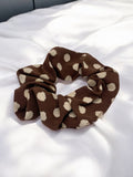 Prickig Scrunchie | Mörkbrun
