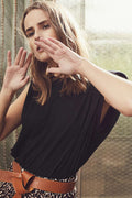 Eduarda T-shirt | Svart